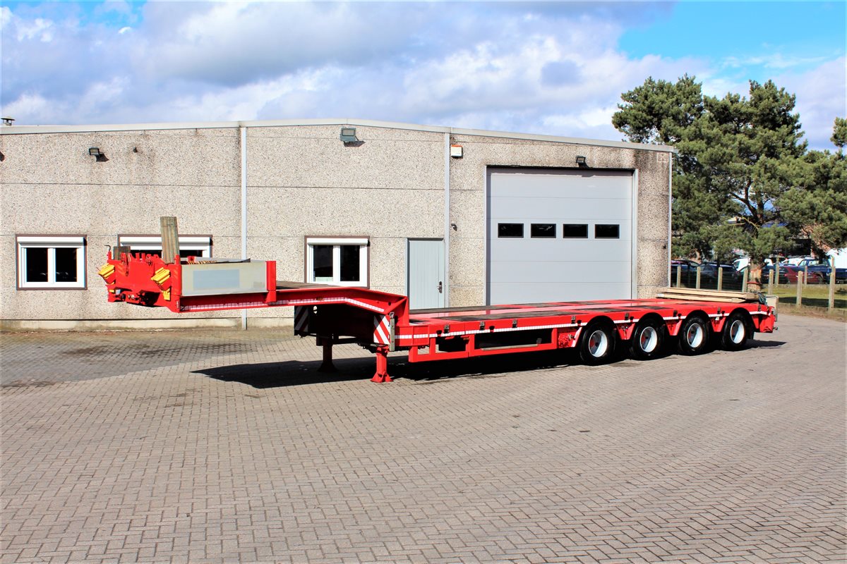 Trailer Nooteboom 4 assige semi dieplader