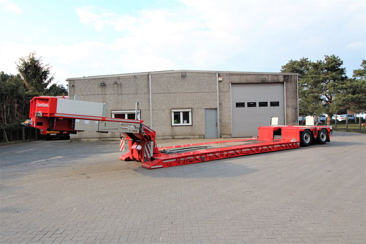 Trailer Nooteboom 2 assige Euro dieplader