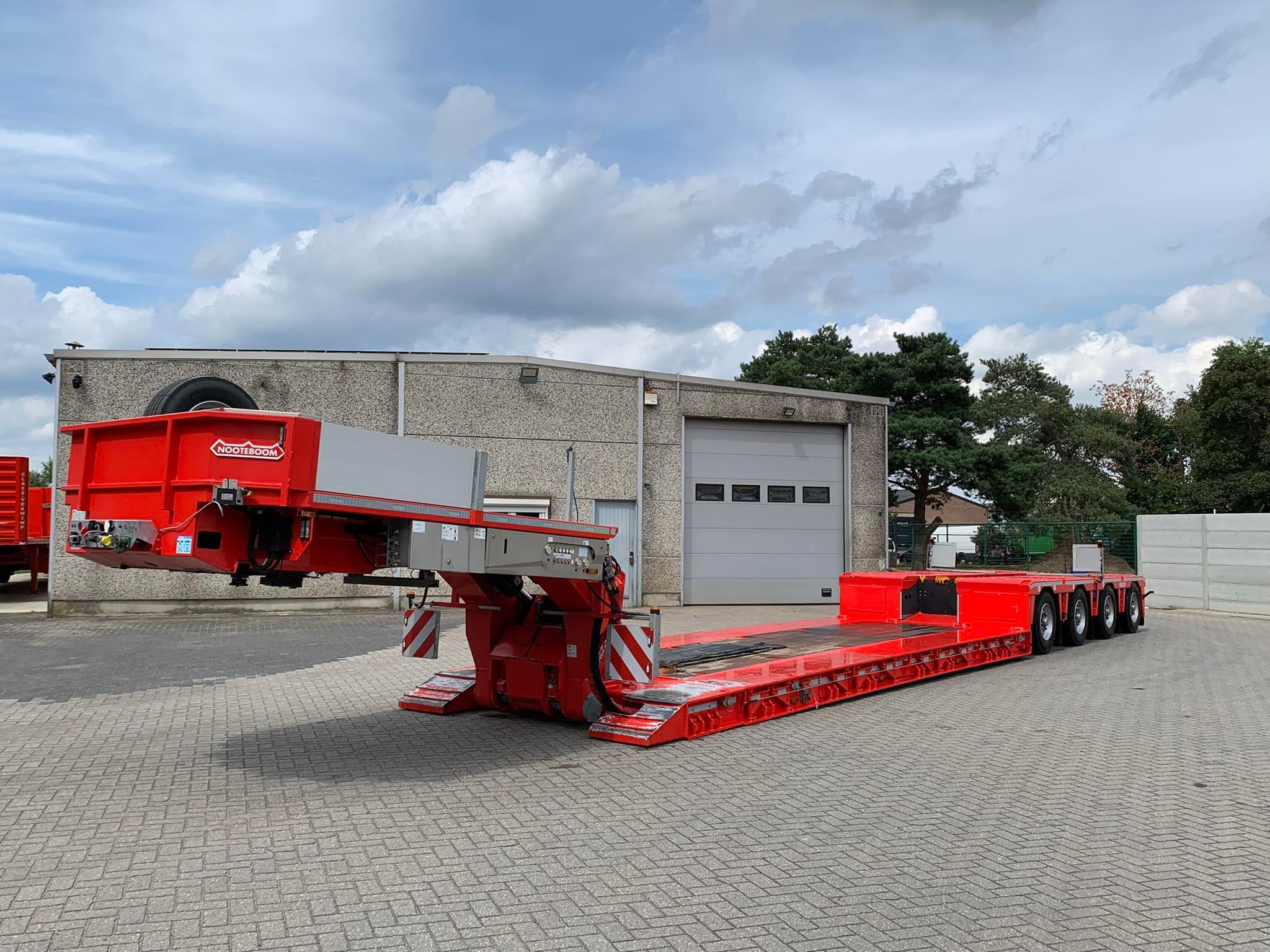 Trailer Nooteboom 4 assige Euro dieplader